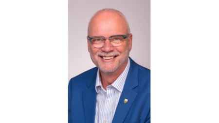Der SPD-Regionsabgeordnete Werner Backeberg