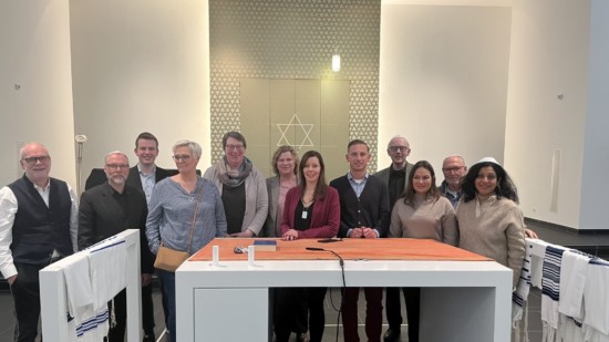 Die SPD-Regionsfraktion zu Gast bei der Liberalen Jüdischen Gemeinde Hannover